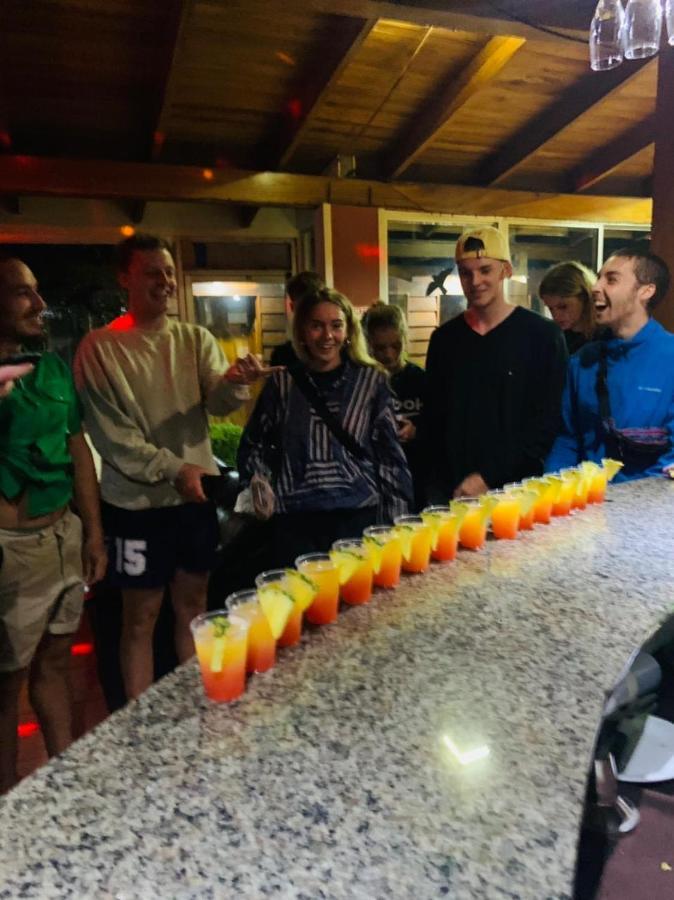 Hotel Quetzal Inn Monteverde 外观 照片
